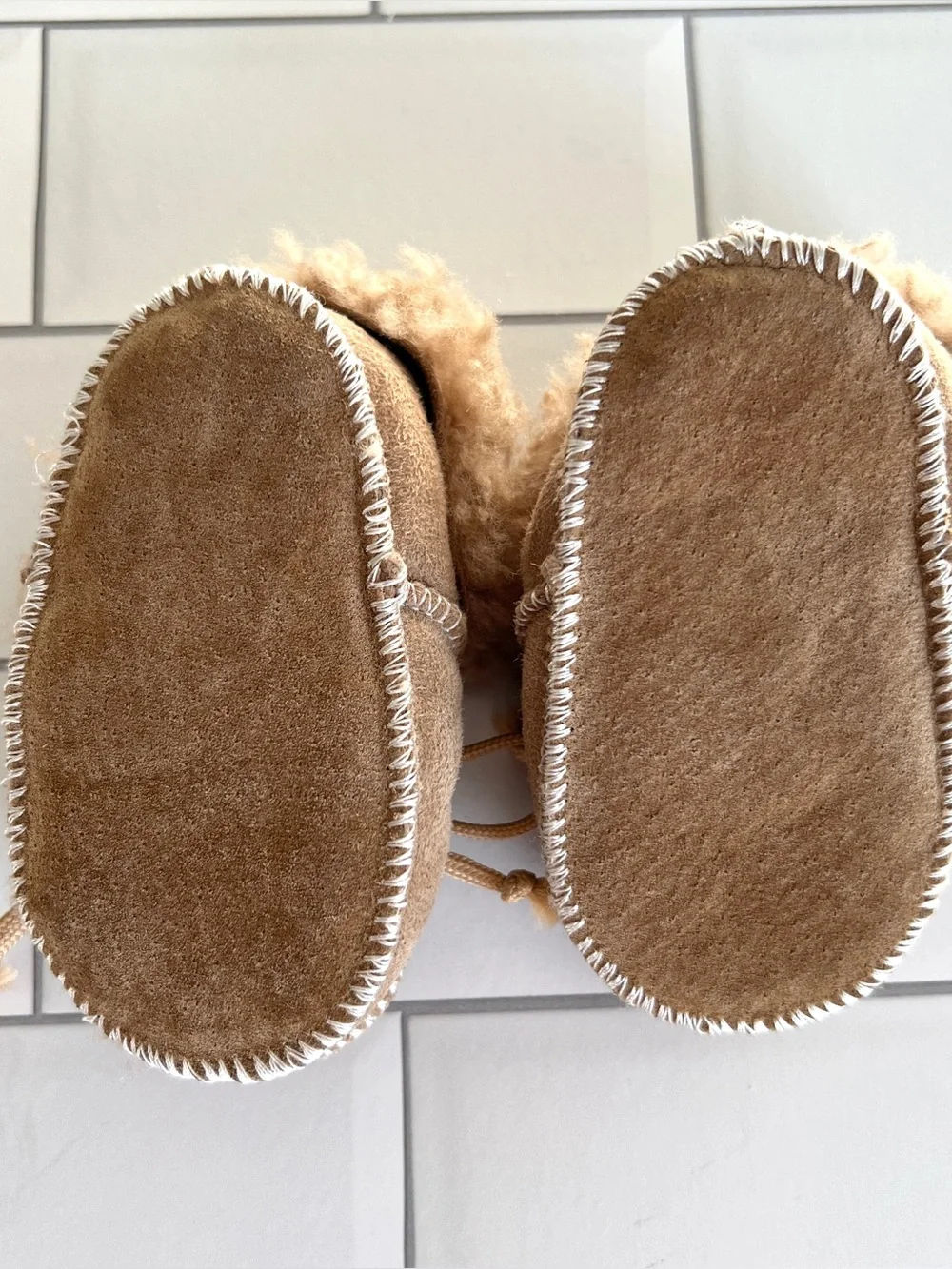 🐑🤎 Shearling & Suede Infant Baby Brown Soft Cozy Moccasins w/ Drawstring